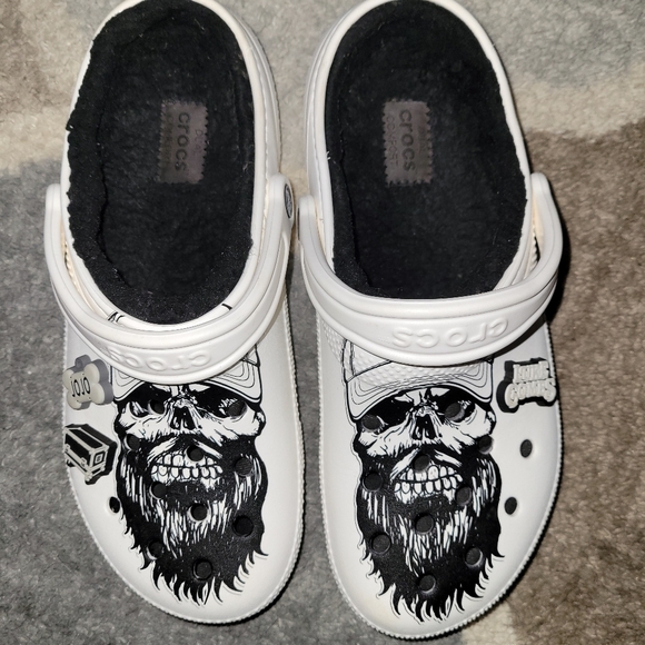 Rare White Luke Combs X Classic  Crocs Men’s 9 Women's 11 Fleece Lined 3 Jibbitz - Picture 5 of 10
